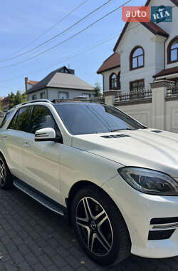 Внедорожник / Кроссовер Mercedes-Benz M-Class 2012 в 