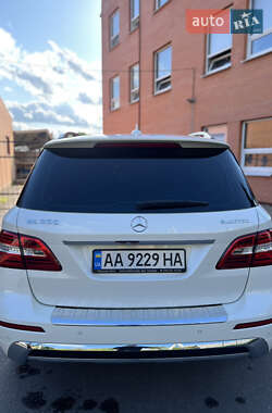 Внедорожник / Кроссовер Mercedes-Benz M-Class 2012 в 