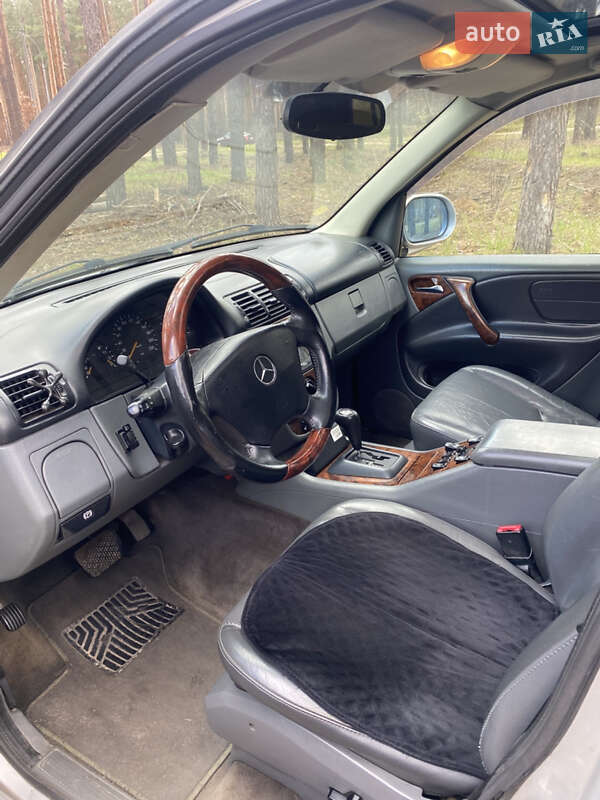 Внедорожник / Кроссовер Mercedes-Benz M-Class 1999 в Киеве