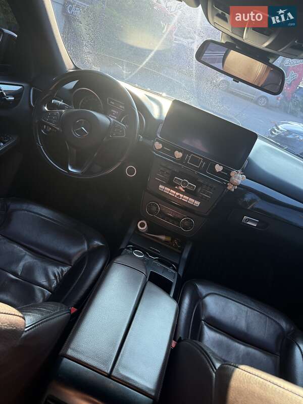 Позашляховик / Кросовер Mercedes-Benz M-Class 2012 в Бобрику