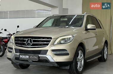 Внедорожник / Кроссовер Mercedes-Benz M-Class 2013 в Киеве