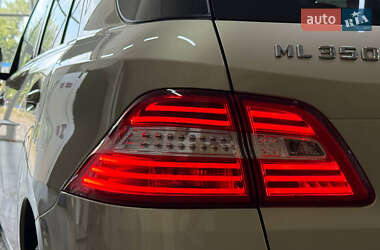 Внедорожник / Кроссовер Mercedes-Benz M-Class 2013 в 