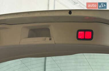 Внедорожник / Кроссовер Mercedes-Benz M-Class 2013 в 