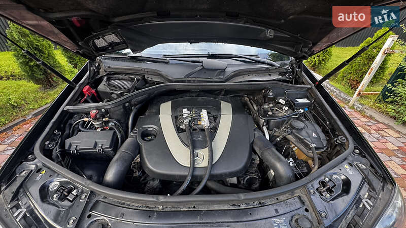 Позашляховик / Кросовер Mercedes-Benz M-Class 2011 в Києві