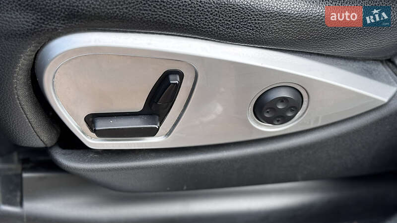 Позашляховик / Кросовер Mercedes-Benz M-Class 2011 в Києві