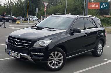 Внедорожник / Кроссовер Mercedes-Benz M-Class 2013 в 