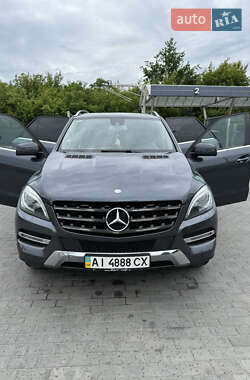 Позашляховик / Кросовер Mercedes-Benz M-Class 2012 в 