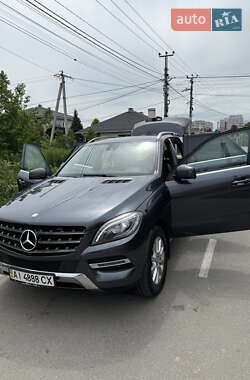 Позашляховик / Кросовер Mercedes-Benz M-Class 2012 в 