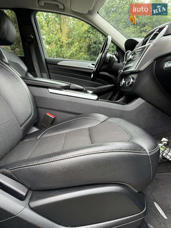 Позашляховик / Кросовер Mercedes-Benz M-Class 2012 в Києві