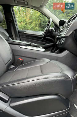 Позашляховик / Кросовер Mercedes-Benz M-Class 2012 в 