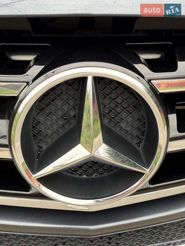 Позашляховик / Кросовер Mercedes-Benz M-Class 2012 в Києві