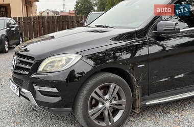 Внедорожник / Кроссовер Mercedes-Benz M-Class 2012 в 