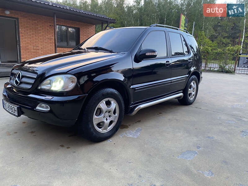 Внедорожник / Кроссовер Mercedes-Benz M-Class 2005 в Ирпене