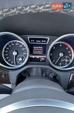 Позашляховик / Кросовер Mercedes-Benz M-Class 2013 в 