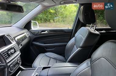 Внедорожник / Кроссовер Mercedes-Benz M-Class 2013 в 