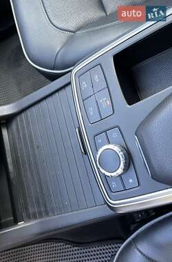 Внедорожник / Кроссовер Mercedes-Benz M-Class 2013 в 