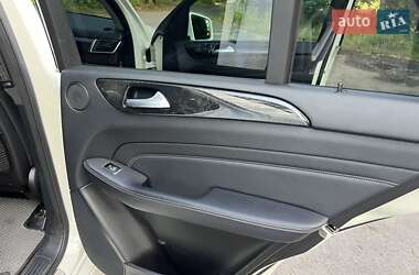 Внедорожник / Кроссовер Mercedes-Benz M-Class 2013 в 