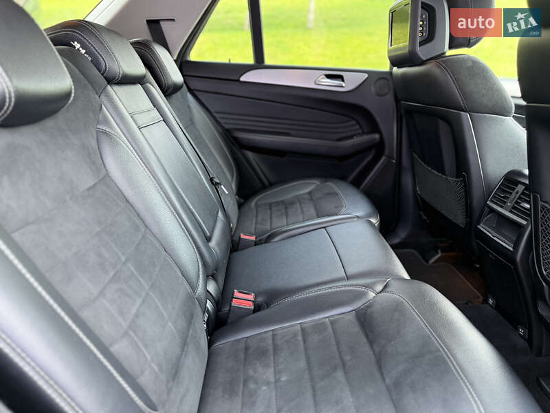 Внедорожник / Кроссовер Mercedes-Benz M-Class 2013 в Киеве