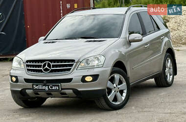 Внедорожник / Кроссовер Mercedes-Benz M-Class 2005 в 