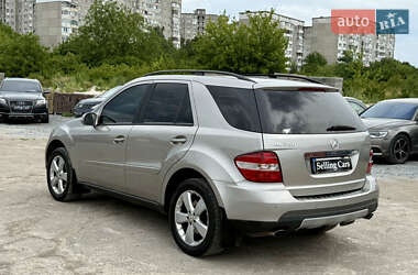 Внедорожник / Кроссовер Mercedes-Benz M-Class 2005 в 