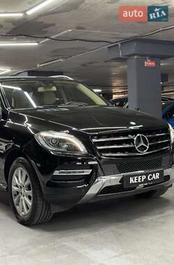 Позашляховик / Кросовер Mercedes-Benz M-Class 2015 в 