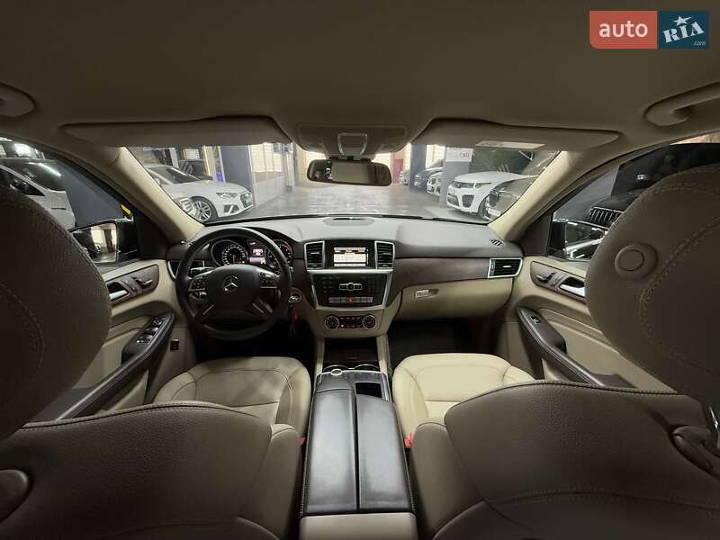 Позашляховик / Кросовер Mercedes-Benz M-Class 2015 в Одесі