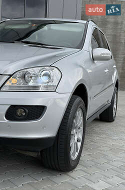 Внедорожник / Кроссовер Mercedes-Benz M-Class 2008 в 