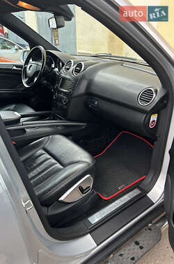 Позашляховик / Кросовер Mercedes-Benz M-Class 2008 в 