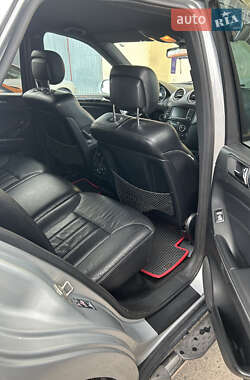 Позашляховик / Кросовер Mercedes-Benz M-Class 2008 в 