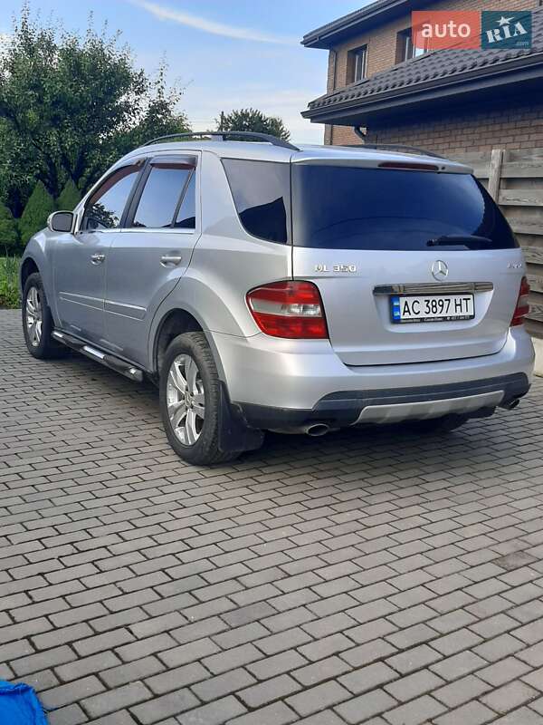 Внедорожник / Кроссовер Mercedes-Benz M-Class 2007 в Нововолынске фото 6 Внедорожник / Кроссовер Mercedes-Benz M-Class 2007 в Нововолынске