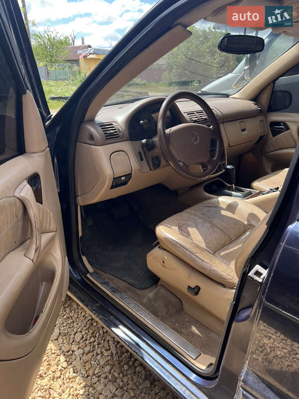 Внедорожник / Кроссовер Mercedes-Benz M-Class 2001 в Одессе