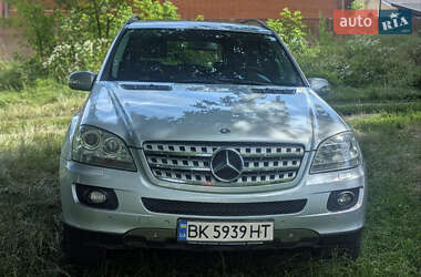 Внедорожник / Кроссовер Mercedes-Benz M-Class 2007 в 
