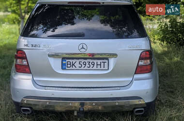 Внедорожник / Кроссовер Mercedes-Benz M-Class 2007 в 