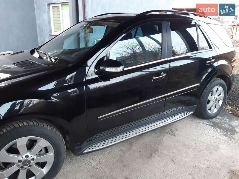 Внедорожник / Кроссовер Mercedes-Benz M-Class 2008 в Луцке