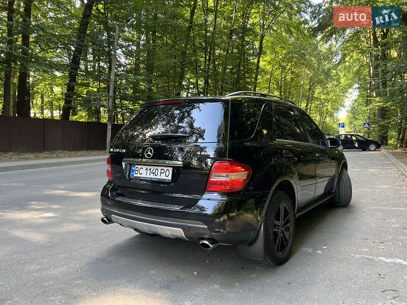 Mercedes-Benz M-Class 2007