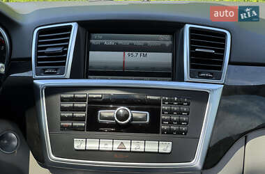 Внедорожник / Кроссовер Mercedes-Benz M-Class 2014 в 