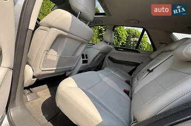 Внедорожник / Кроссовер Mercedes-Benz M-Class 2014 в 