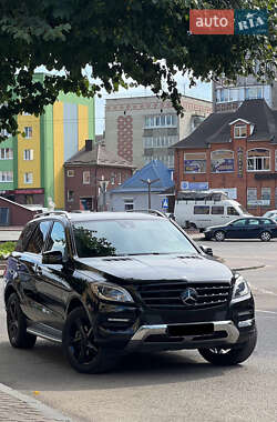 Позашляховик / Кросовер Mercedes-Benz M-Class 2012 в Костопілі