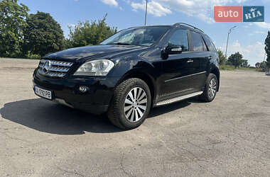 Внедорожник / Кроссовер Mercedes-Benz M-Class 2006 в Петропавловке