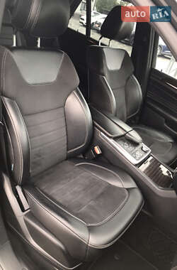 Внедорожник / Кроссовер Mercedes-Benz M-Class 2014 в 