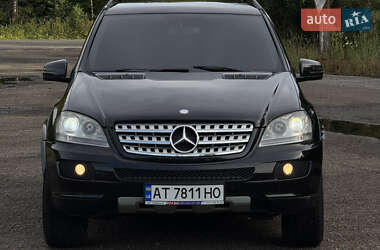 Внедорожник / Кроссовер Mercedes-Benz M-Class 2006 в 