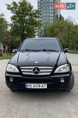 Внедорожник / Кроссовер Mercedes-Benz M-Class 2003 в 