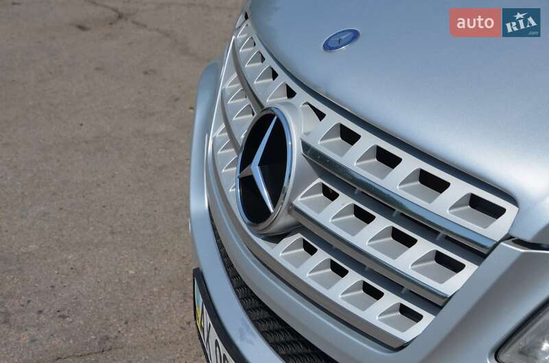 Позашляховик / Кросовер Mercedes-Benz M-Class 2008 в Павлограді