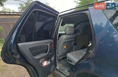 Внедорожник / Кроссовер Mercedes-Benz M-Class 2001 в 