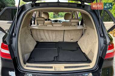 Внедорожник / Кроссовер Mercedes-Benz M-Class 2012 в 