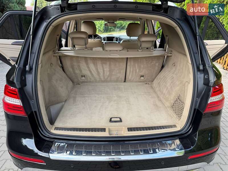 Позашляховик / Кросовер Mercedes-Benz M-Class 2012 в Хмельницькому