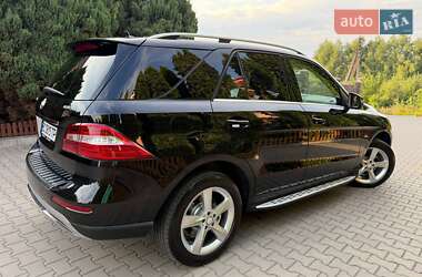 Внедорожник / Кроссовер Mercedes-Benz M-Class 2012 в 