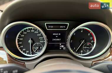 Внедорожник / Кроссовер Mercedes-Benz M-Class 2012 в 