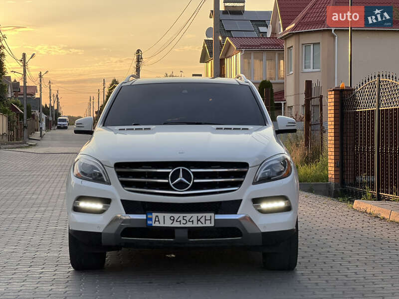 Позашляховик / Кросовер Mercedes-Benz M-Class 2012 в Хмельницькому