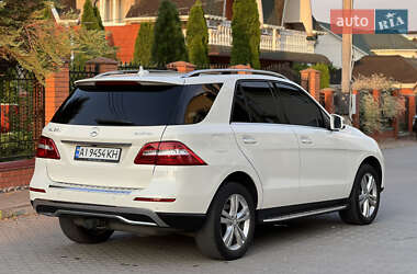 Позашляховик / Кросовер Mercedes-Benz M-Class 2012 в 